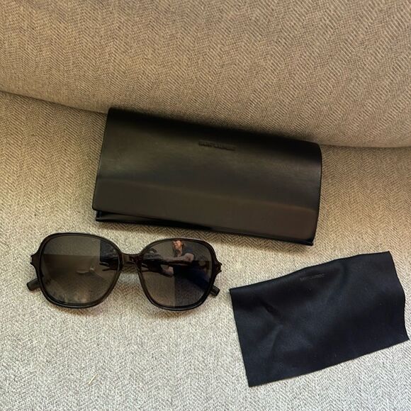 Saint Laurent CLASSIC 8 001 Sunglasses Black Tortoise Shell Square Frame - Picture 1 of 9